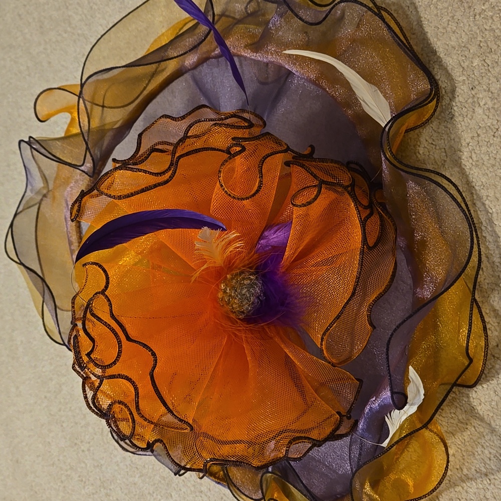 Kentucky Derby 16 Inch Womens Hat NWOT - Picture 2 of 4